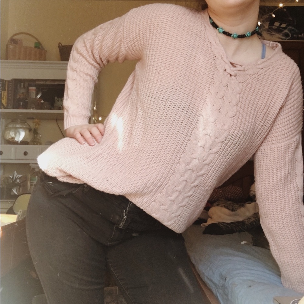 Oversized pink knitted sweater